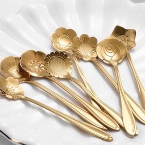 NEW 8pcs Stainless Steel Flower Spoon,  Hostess Gift